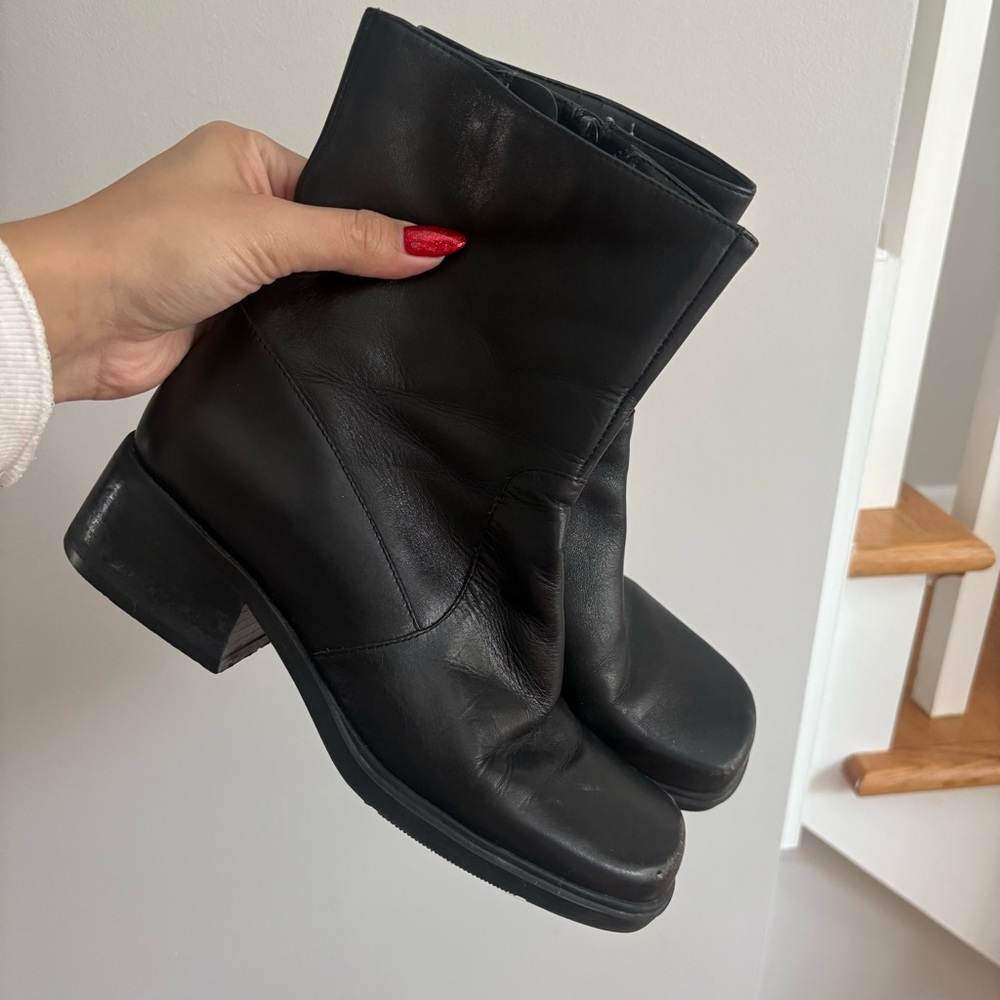 Vintage 90s Y2K Nine West square toe black leather boots size 6 carolyn bessette - Picture 2 of 11